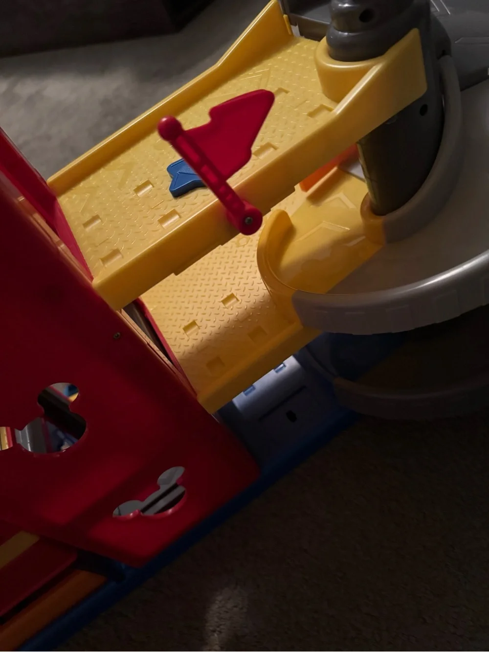 Disney Mickey's Garage Playset - Red, Yellow, Blue
